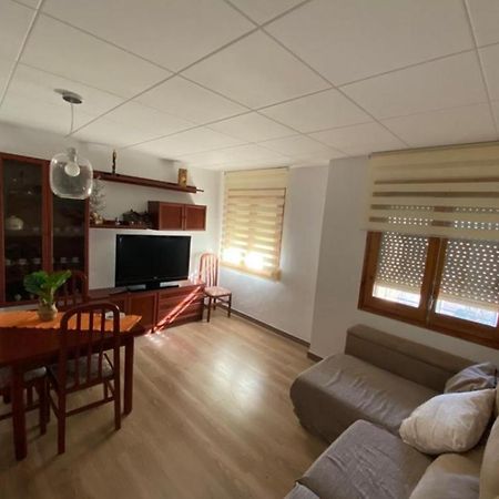 Sant Jordi 2 Apartment Tremp Luaran gambar