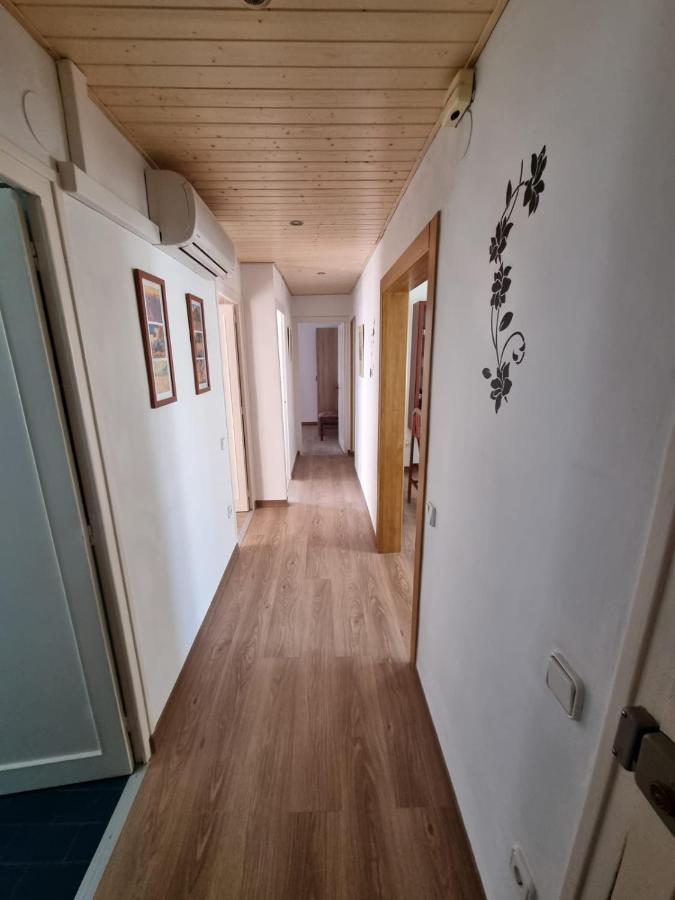 Sant Jordi 2 Apartment Tremp Luaran gambar