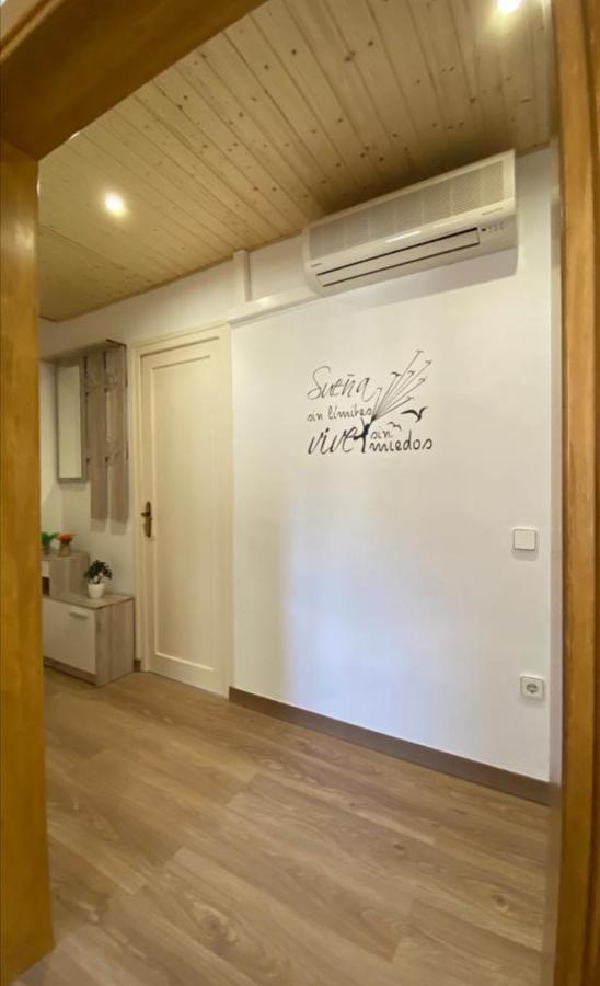 Sant Jordi 2 Apartment Tremp Luaran gambar